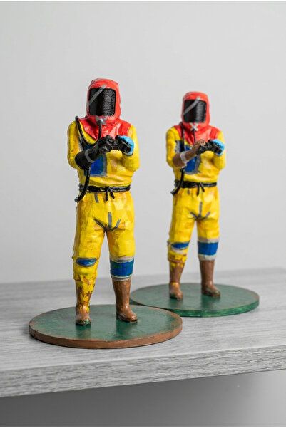Rust Hazmat Suit Figure 20cm