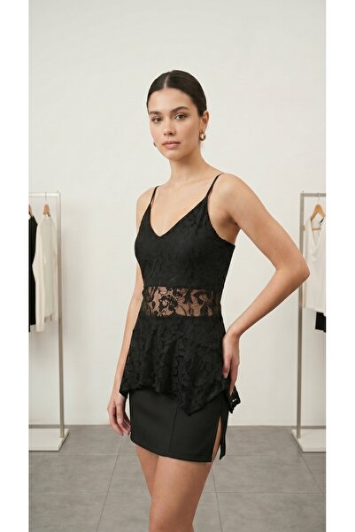 peralist Γυναικεία μαύρη δαντελένια μπλούζα με επένδυση από ύφασμα, με λεπτές...