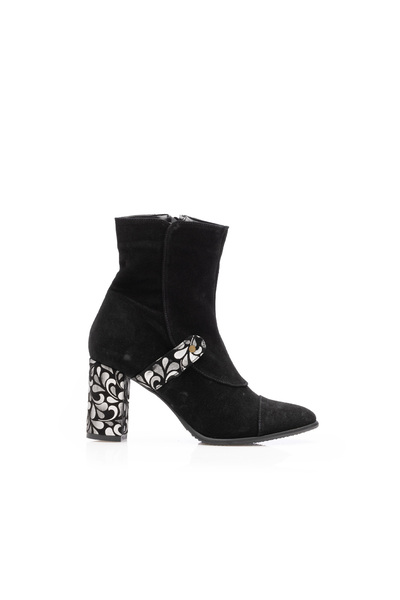 UrbanShoes Elegant women's ankle boots made of genuine suede Leather - 1854 B...