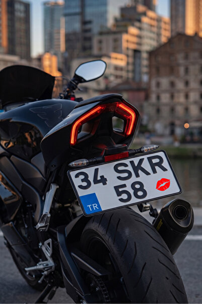 New Jargon Öpücük Oto Sticker - Dudak Sticker - Araba Motor Plaka Sticker 4,5...