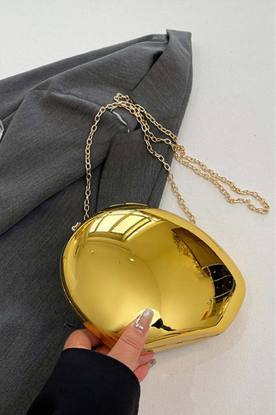 Gogoey Ženska večernja haljina modela "Metal Drop" i večernja torba sa lančić...