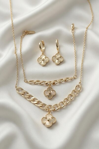 Jadem Gold طقم أساور وأقراط من النحاس باللون الذهبي