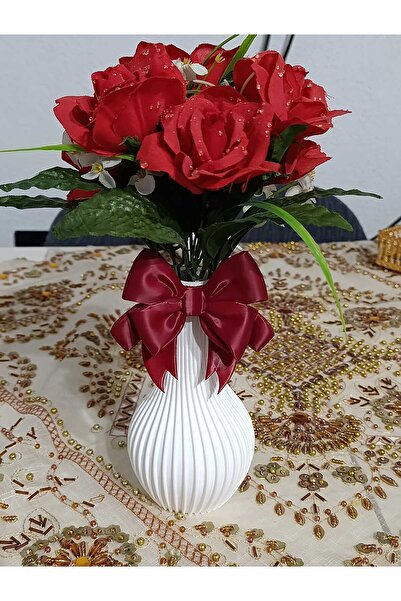 Ta-Fu Global Ribbon Decorated Vase Length 16 cm Width 8 cm