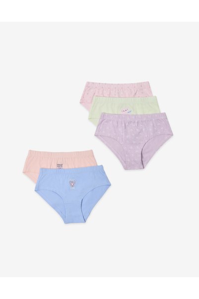 Nayomi Dream Brief