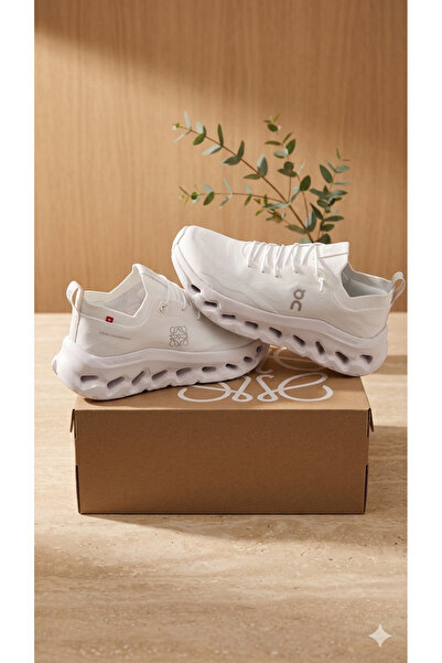 CLOUD Cloudtilt loewe all white sneakers
