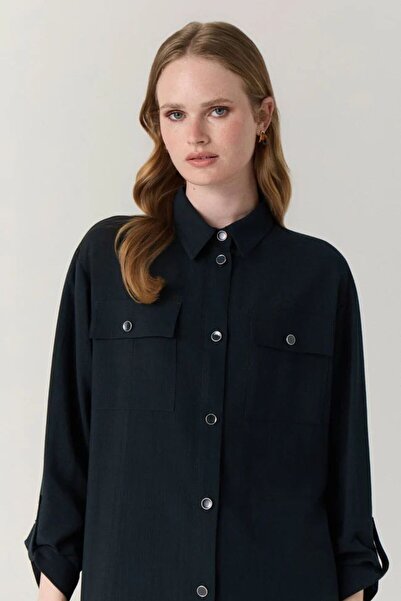 Zühre Button Detailed Flowy Navy Blue Tunic with Flap Pockets 1655