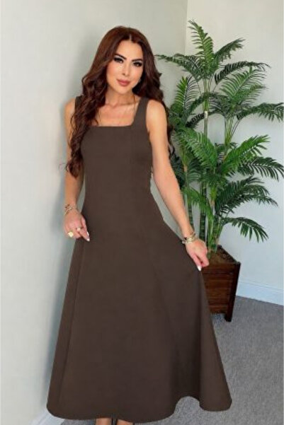 Kokosh moda فستان نسائي أنيق بقصة A وياقة مربعة وطول متوسط