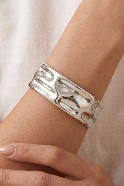 AURRARİ Gold Anti-Tarnish Thick Wavy Lightweight Cuff Bracelet