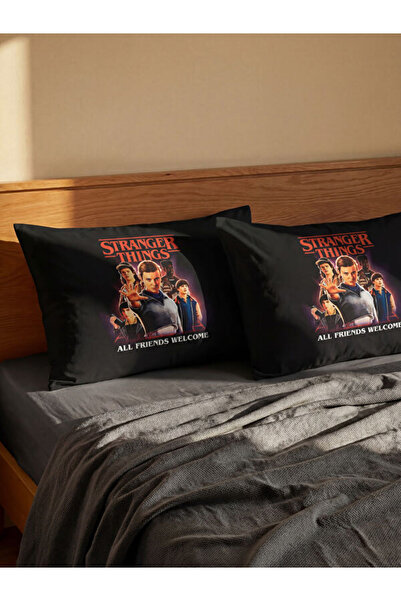 LC Waikiki Shining Store'dan Işıltılı Seçimler Stranger Things Baskılı Yastık...
