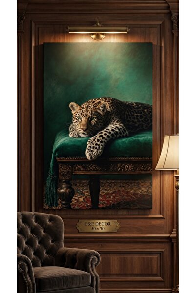 shop Premium Serisi Zümrüt Yeşil Fonlu Leopar Portresi - Avangart Kanvas Tablo