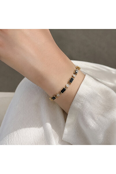 OEM Elegant Glow Bracelet in Stainless Steel with Blown Gold Finish
