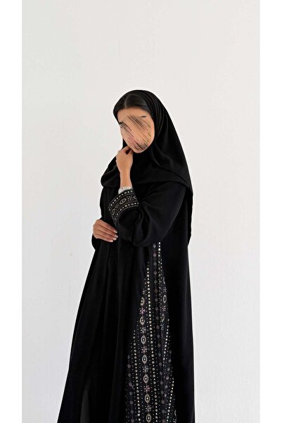 AYA mwt5036 قماش كريب اسود مع تطريز رمضاني قصة كلوش
