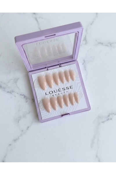 Louesse Beauty LOUÉSSE BEAUTY BASIC Vanilla Nude Takma Tırnak Seti
