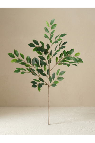 Highpoint High Point Tree with Elegant Natural Details Adds Vitality to Livin...