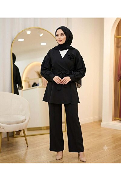 modasindoma Costum din două piese cu detalii trandafirii și pantaloni, negru