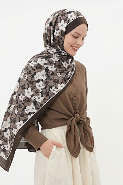 InStyle شال قطني ناعم بنمط زهرة الظل باللون البني