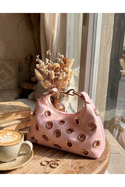 H&D COLLECTİON حقيبة بمظهر جلدي مع إكسسوارات معدنية ذهبية مناسبة للاستخدام عل...