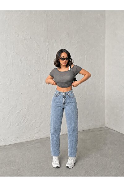 blue wings denım co. BUZ KAR ÖN ARKA TAŞLI YÜKSEK BEL MOM PAÇA KESİK KOT PANT...
