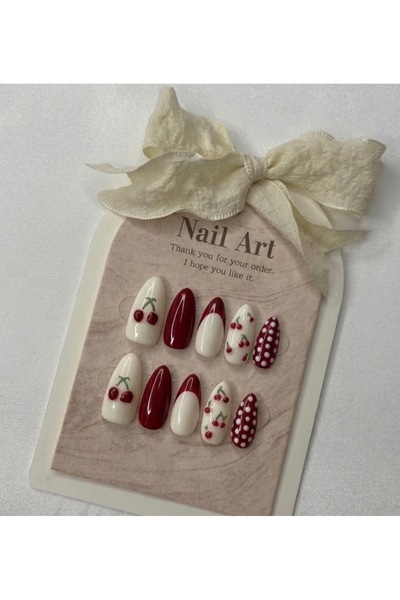 Violet nails Kiraz tırnak