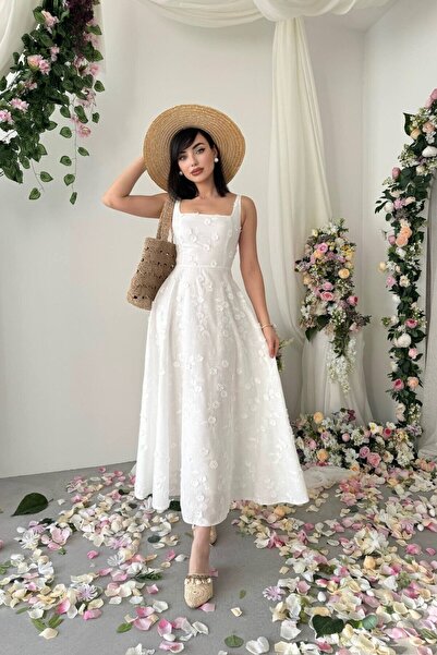 Caddebostan Moda Square Neck Floral Embroidered Midi Strap Dress