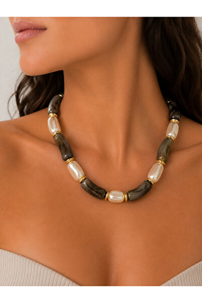 Girift Vintage Zolav Gray Large Stone Detailed Pearl Look Necklace