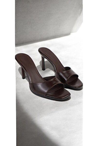 runa shoes Square-Toe Heeled Slippers