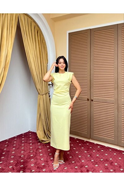 Moda Banuş Taş Baskılı Slim Fit Vatkalı Yırtmaçlı Sarı Uzun Elbise