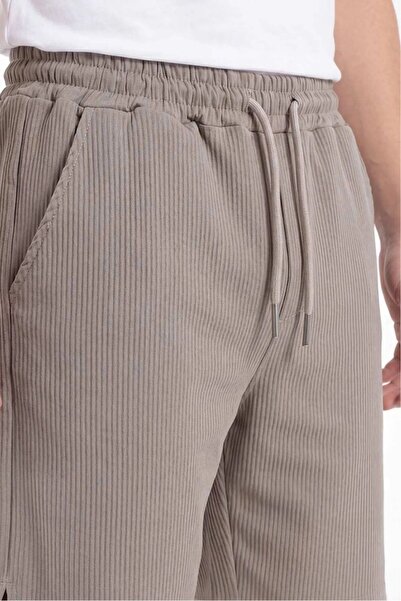 EXSPORT Men's Look Fabric Ribbed Casual Shorts with Side Pockets