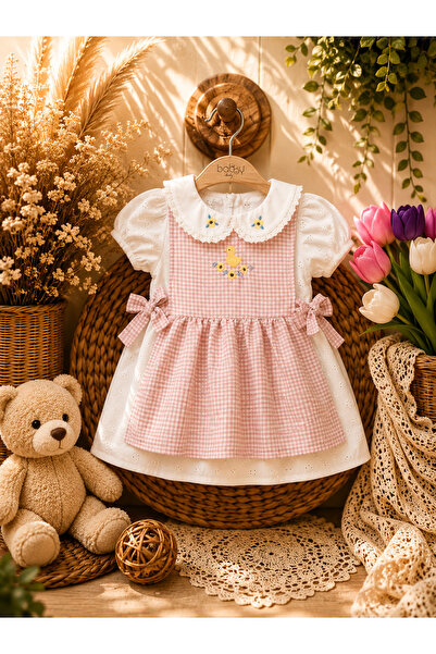 Bobby Baby CİVCİV VE PAPATYA NAKIŞLI EKOSE PÖTİKARELİ DANTELLİ FİYONK DETAYLI...
