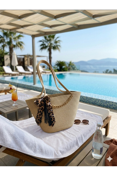 bayram taşcıoğlu home desing Daily Holiday Straw Bag with Leopard and Chain D...