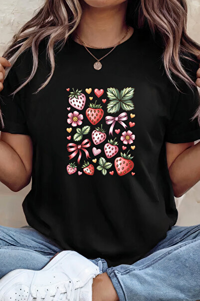 Sarah's Boutique Women's T-shirt – 100% cotton – Berry Hearts