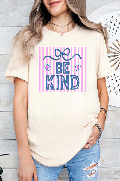Sarah's Boutique Women's T-shirt – 100% cotton – Be Kind