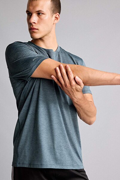DeFacto Slim Fit Basic κοντομάνικο μπλουζάκι σε σκούρο μπλε χρώμα G5981AX26SM