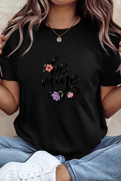 Sarah's Boutique Women's T-shirt – 100% cotton – Be Mine