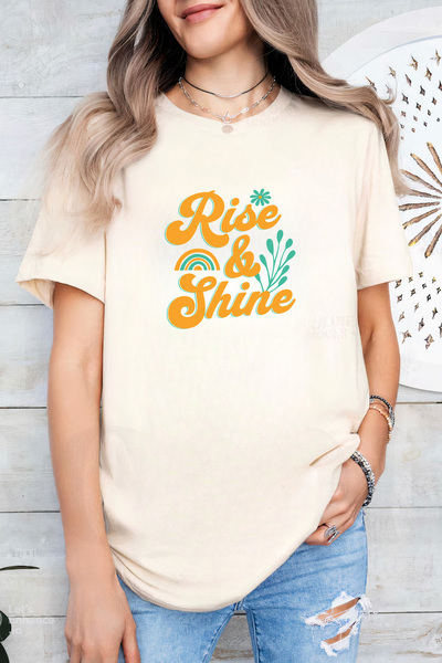 Sarah's Boutique Women's T-shirt – 100% cotton – Rise Shine