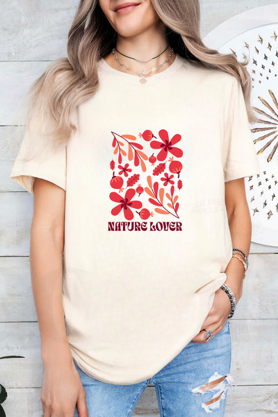 Sarah's Boutique Women's T-shirt – 100% cotton – Nature Lover