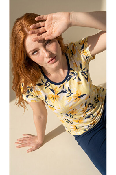 Arzey Yellow Floral Patterned Viscose Short Sleeve Capri Set