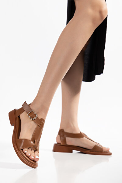 MS SUGAR SHOES Γυναικεία πέδιλα με αγκράφα και λουράκια T για καθημερινή χρήση