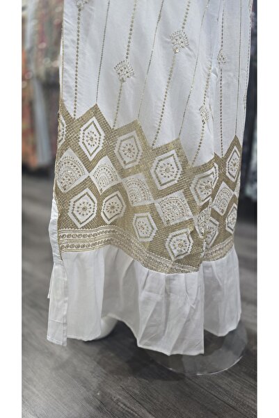 Shams Fashion جلابية تطريز ترتر ثلاث قطع بلون أبيض