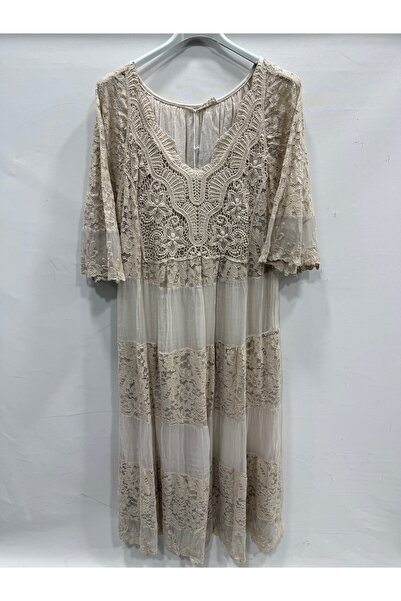 della moor Beige Italian Lace Short-Sleeved Long Silk Dress with Lining, Size...