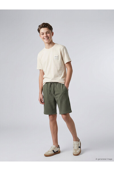 LC Waikiki Nevavm Boys' Shorts with Elastic Waist and Contrast Trim