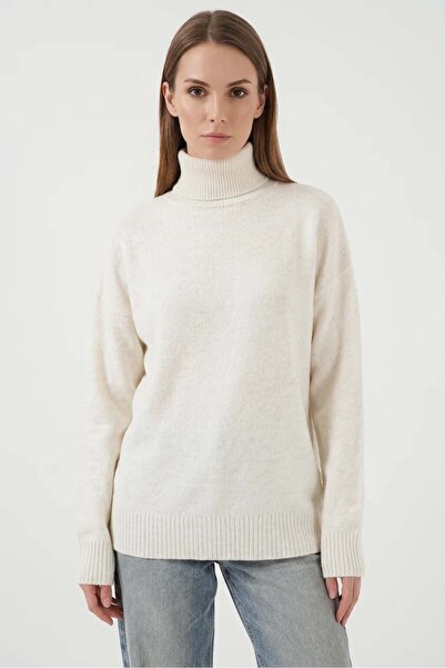 Generic Brand Women's Turtleneck Oversize Knitwear Ecru Sweater