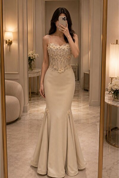Mesk dresses فستان سهرة ناعم بقصة ماسكة