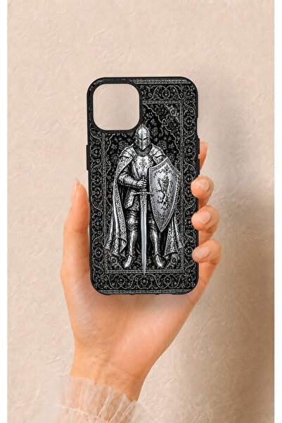 Vip Case iPhone 13 Uyumlu Şövalye Desenli Silikon Kılıf