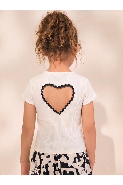 Tinymuyt Girl's Heart Detailed Ribbed Combed Cotton Tshirt Beige
