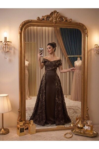 Pyramid masterpieces Dress for the Night You Will Never Forget