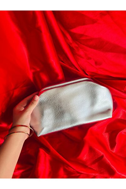 SANTA FLEX Silver Clutch Handbag with Chain Strap and Shiny Faux Leather Details