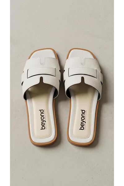 Beyond Women's White Strappy Hrms Leather Slippers 1cm Byndst01