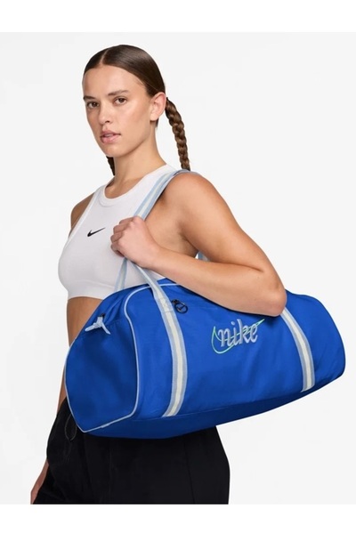 Nike Gym Club Retro Kadın Spor Çantası (24 Litre)