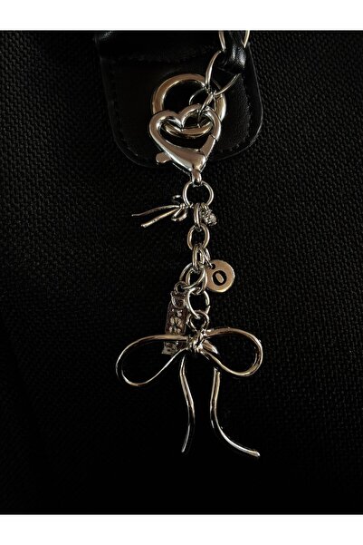 bijoux uniques Breloc cu literă tip panglică și charm pentru geantă